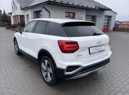 Audi - Q2