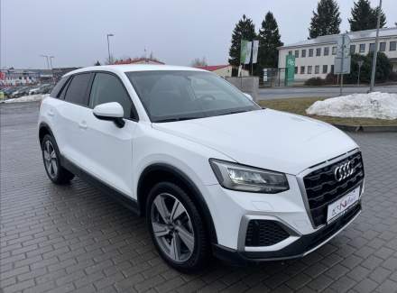 Audi - Q2