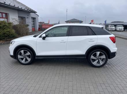 Audi - Q2