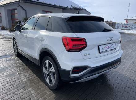 Audi - Q2