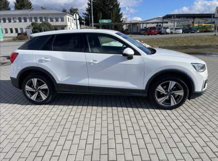 Audi - Q2