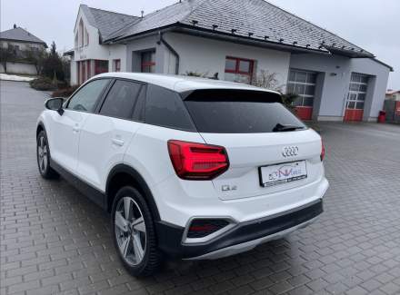 Audi - Q2