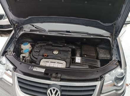 Volkswagen - Touran