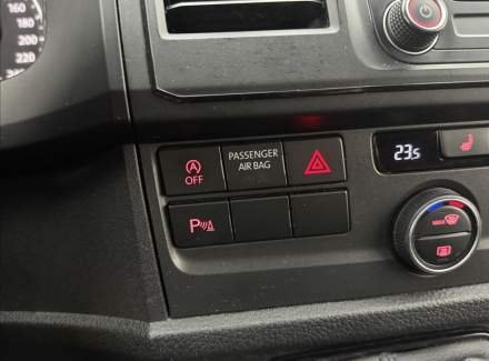 Volkswagen - Caravelle