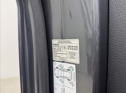 Volkswagen - Caravelle