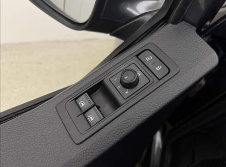 Volkswagen - Caravelle