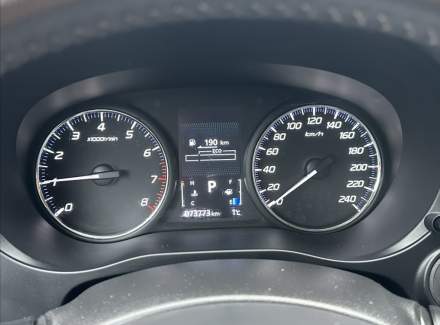 Mitsubishi - Outlander