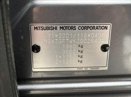 Mitsubishi - Outlander