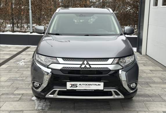 Mitsubishi - Outlander