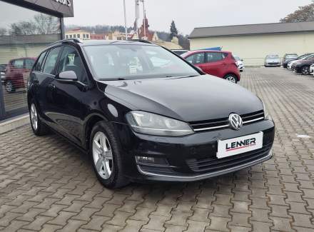 Volkswagen - Golf