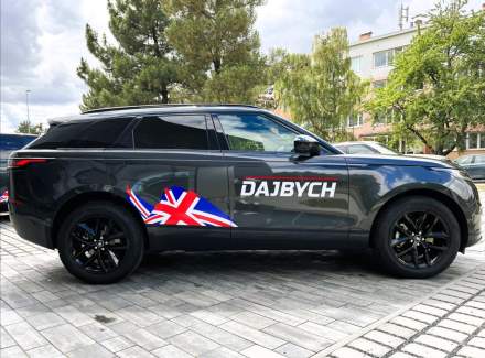 Land Rover - Range Rover Velar