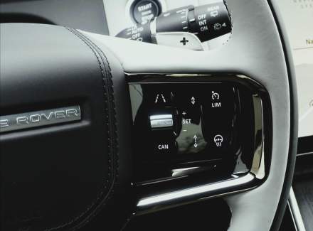 Land Rover - Range Rover Velar
