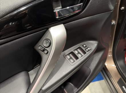 Mitsubishi - Eclipse Cross