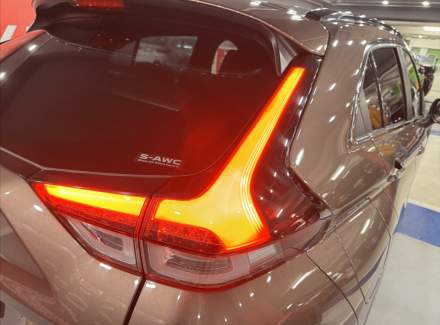 Mitsubishi - Eclipse Cross