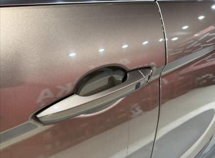 Mitsubishi - Eclipse Cross