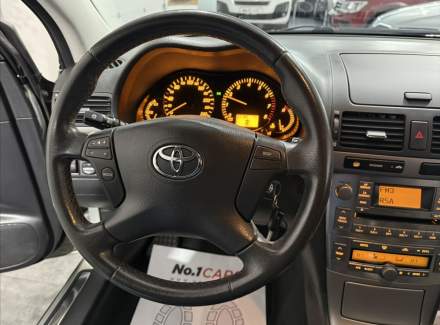 Toyota - Avensis