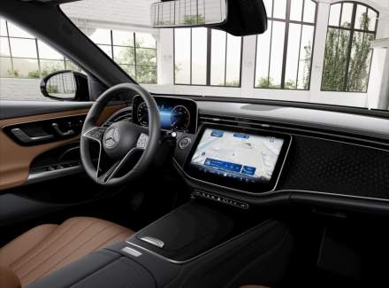 Mercedes-Benz - E-class