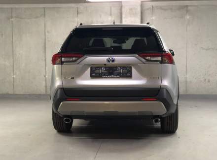 Toyota - RAV 4