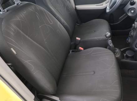 Toyota - Yaris