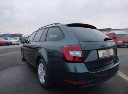 Škoda - Octavia