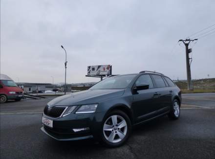 Škoda - Octavia