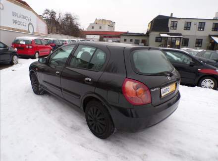 Nissan - Almera