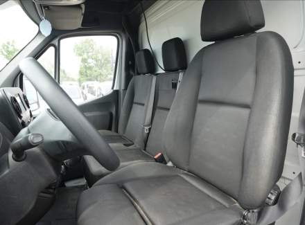 Mercedes-Benz - Sprinter