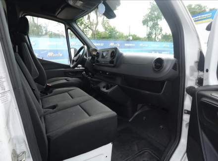 Mercedes-Benz - Sprinter