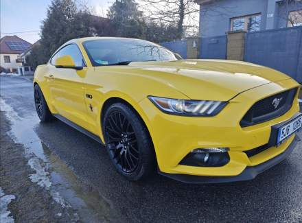 Ford - Mustang