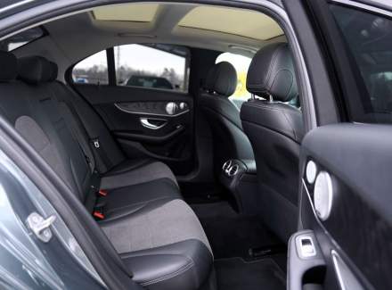 Mercedes-Benz - C-class