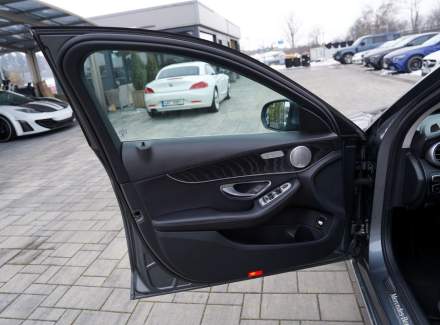 Mercedes-Benz - C-class