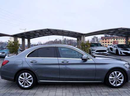 Mercedes-Benz - C-class