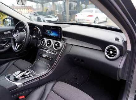 Mercedes-Benz - C-class