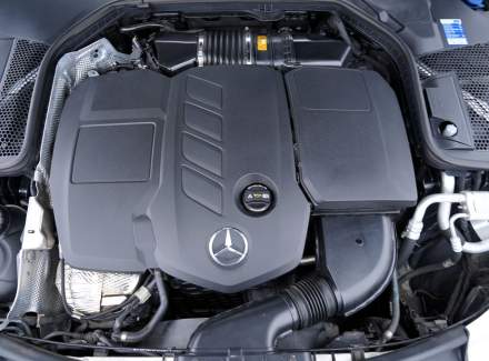 Mercedes-Benz - C-class