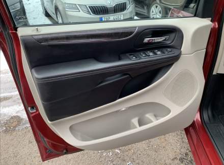 Chrysler - Town & Country