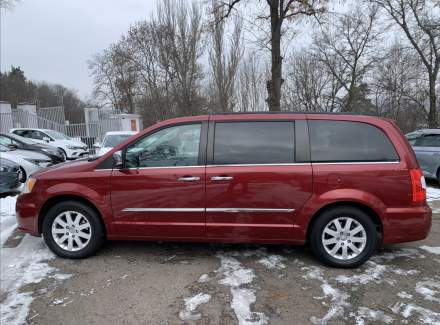 Chrysler - Town & Country