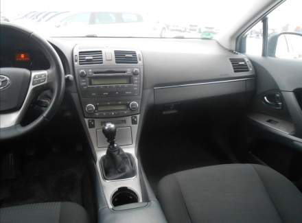 Toyota - Avensis