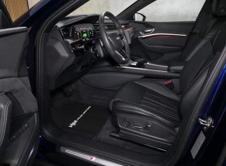 Audi - E-tron