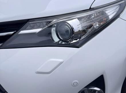 Toyota - Auris
