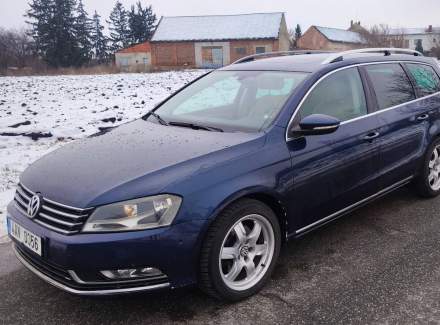 Volkswagen - Passat