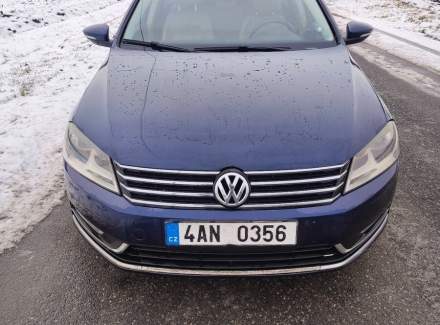 Volkswagen - Passat