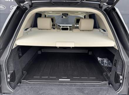 Land Rover - Range Rover