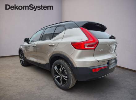 Volvo - XC40