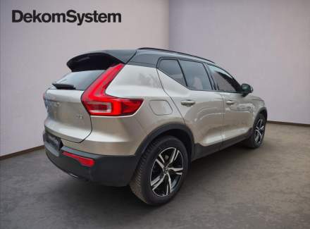 Volvo - XC40