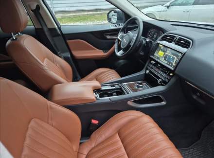 Jaguar - F-Pace