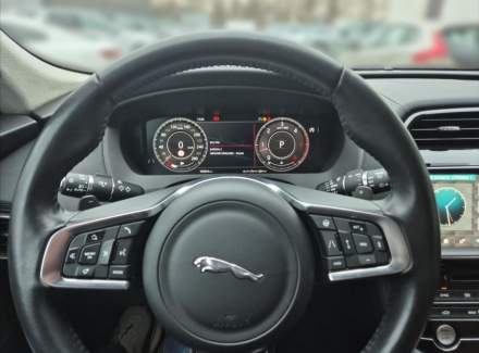 Jaguar - F-Pace