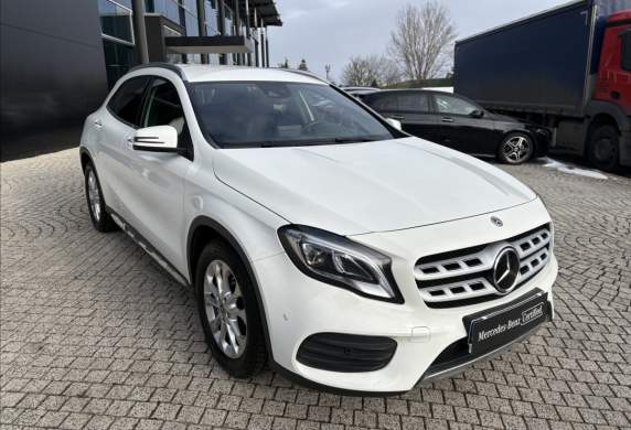 Mercedes-Benz - GLA