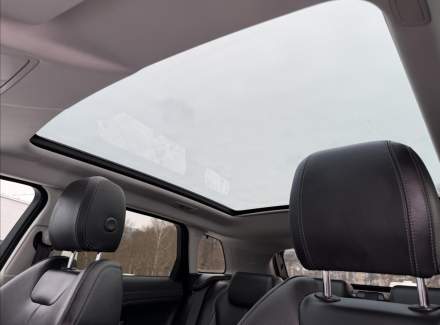 Land Rover - Range Rover Evoque