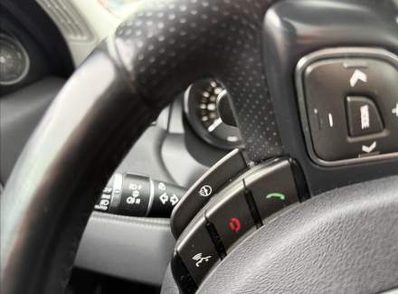 Land Rover - Range Rover Evoque