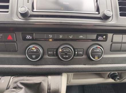 Volkswagen - Caravelle